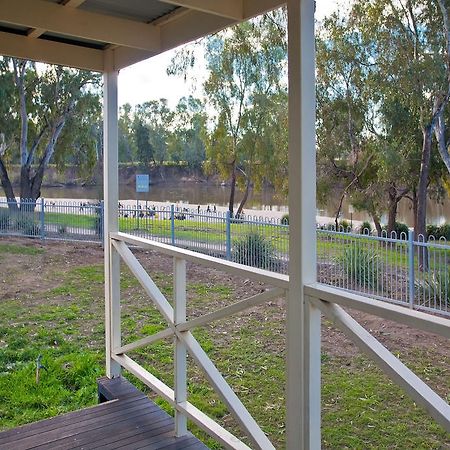 فندق Wagga Wagga Beach Caravan Park المظهر الخارجي الصورة