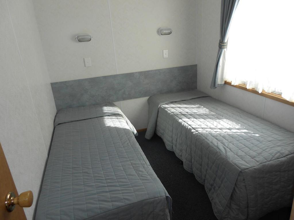 فندق Wagga Wagga Beach Caravan Park الغرفة الصورة