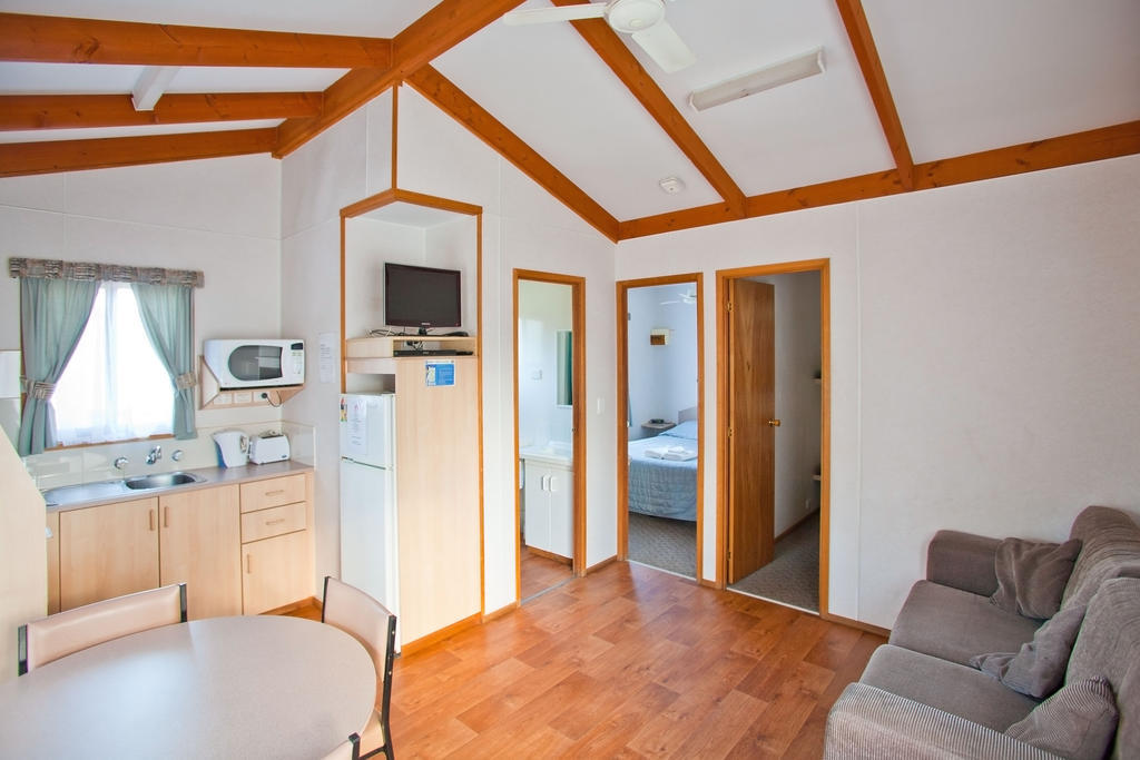 فندق Wagga Wagga Beach Caravan Park الغرفة الصورة